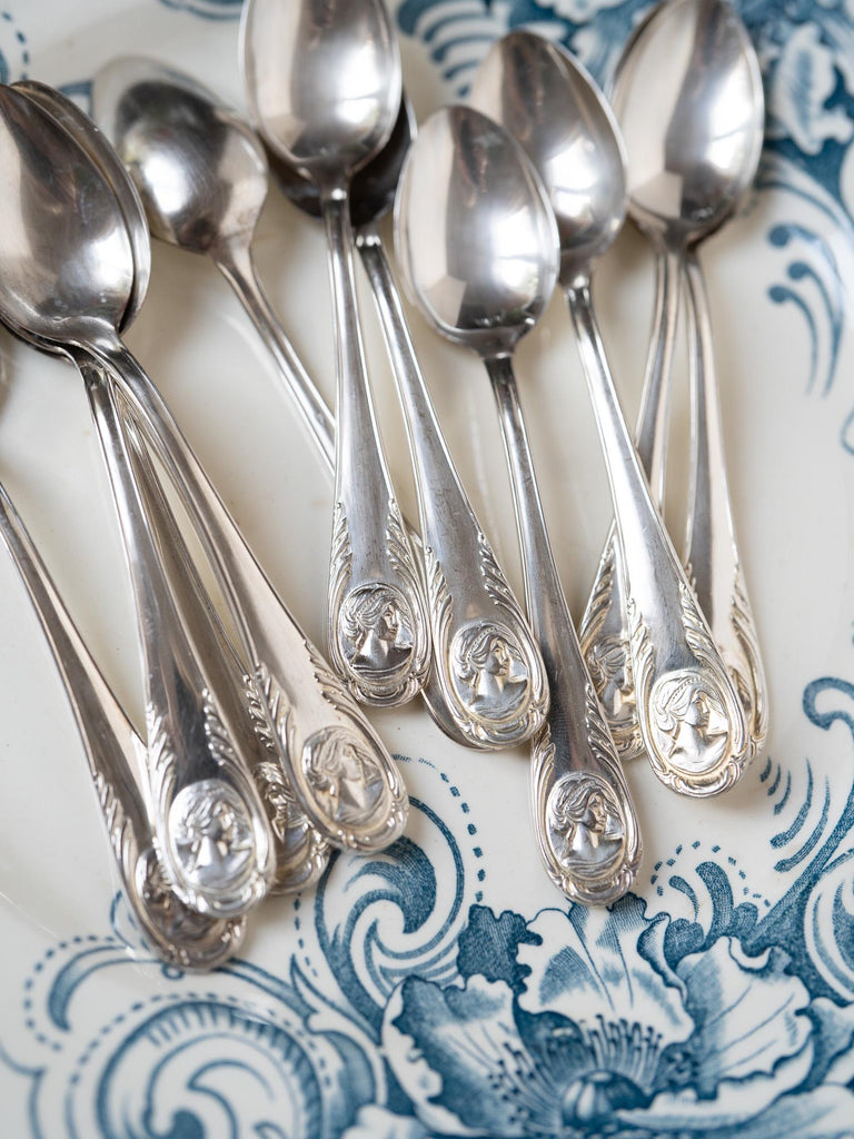 Vintage French Hotel Silver Teaspoons Set, Hotel Silver Plate, Rustic Farmhouse Kitchen, Vintage Floral Silverware, French Silverware, Cameo