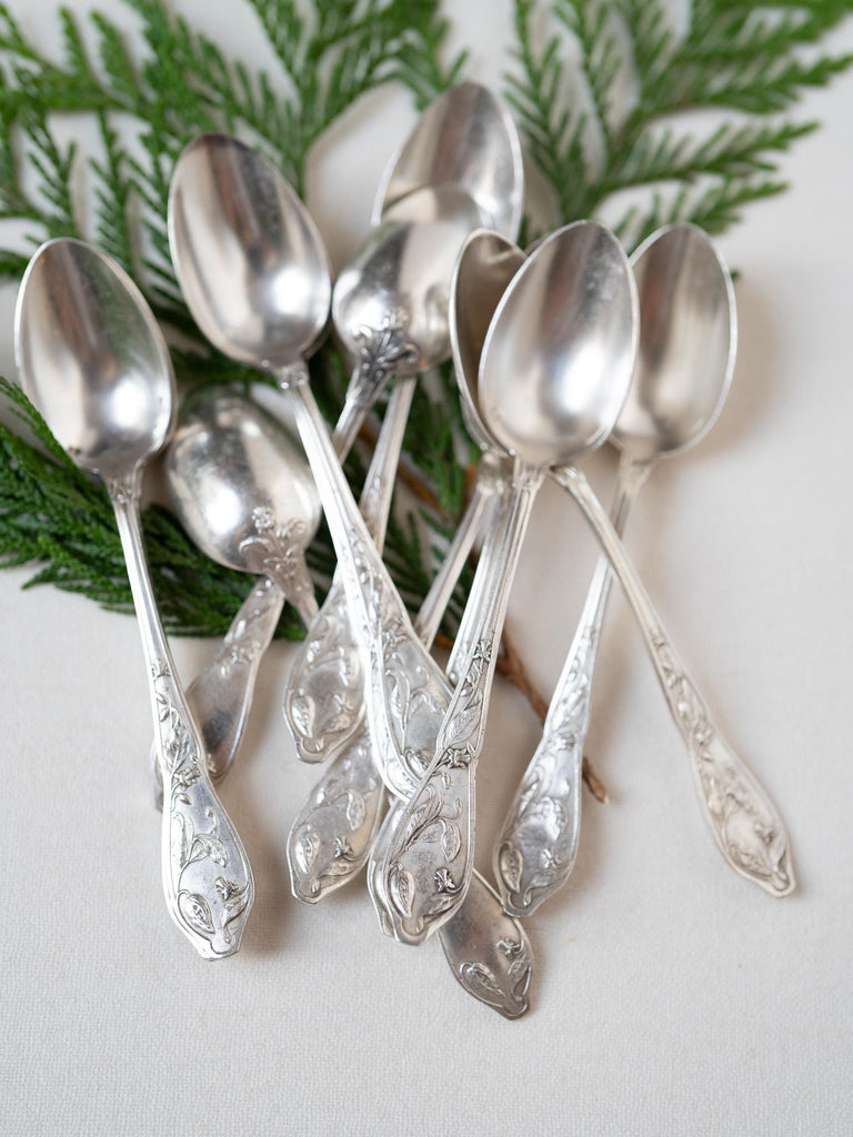 Vintage French Hotel Silver Teaspoons Set of 12, Hotel Silver Plate, Rustic Farmhouse Kitchen, Vintage Floral Silverware, French Silverware